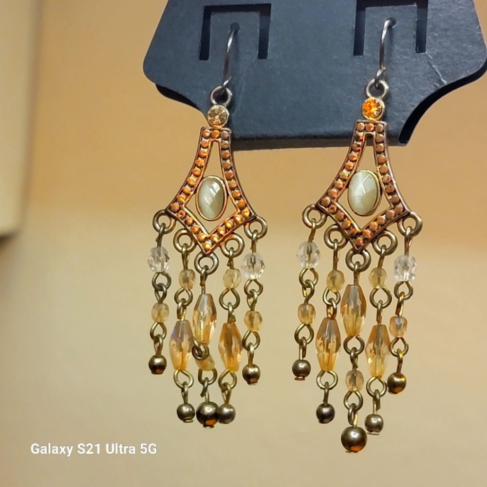 Vintage Crystal beaded earrings  ✨